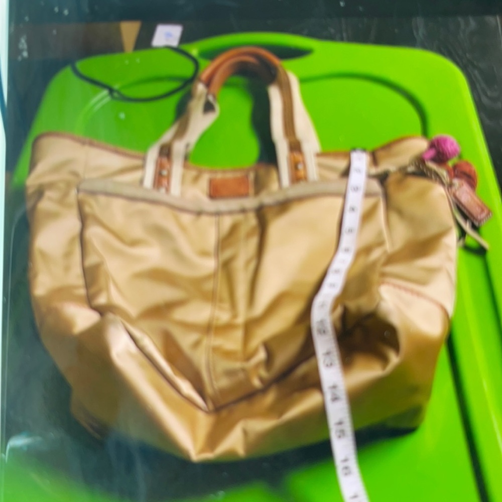 MOVING SALE NO HAGGLING AUTHENTIC COACH TAN CARMEL LEATHER TRIM LARGE TOTE BAG